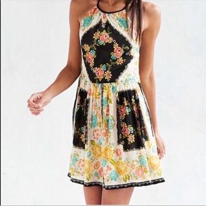 URBAN OUTFITTERS DRESS